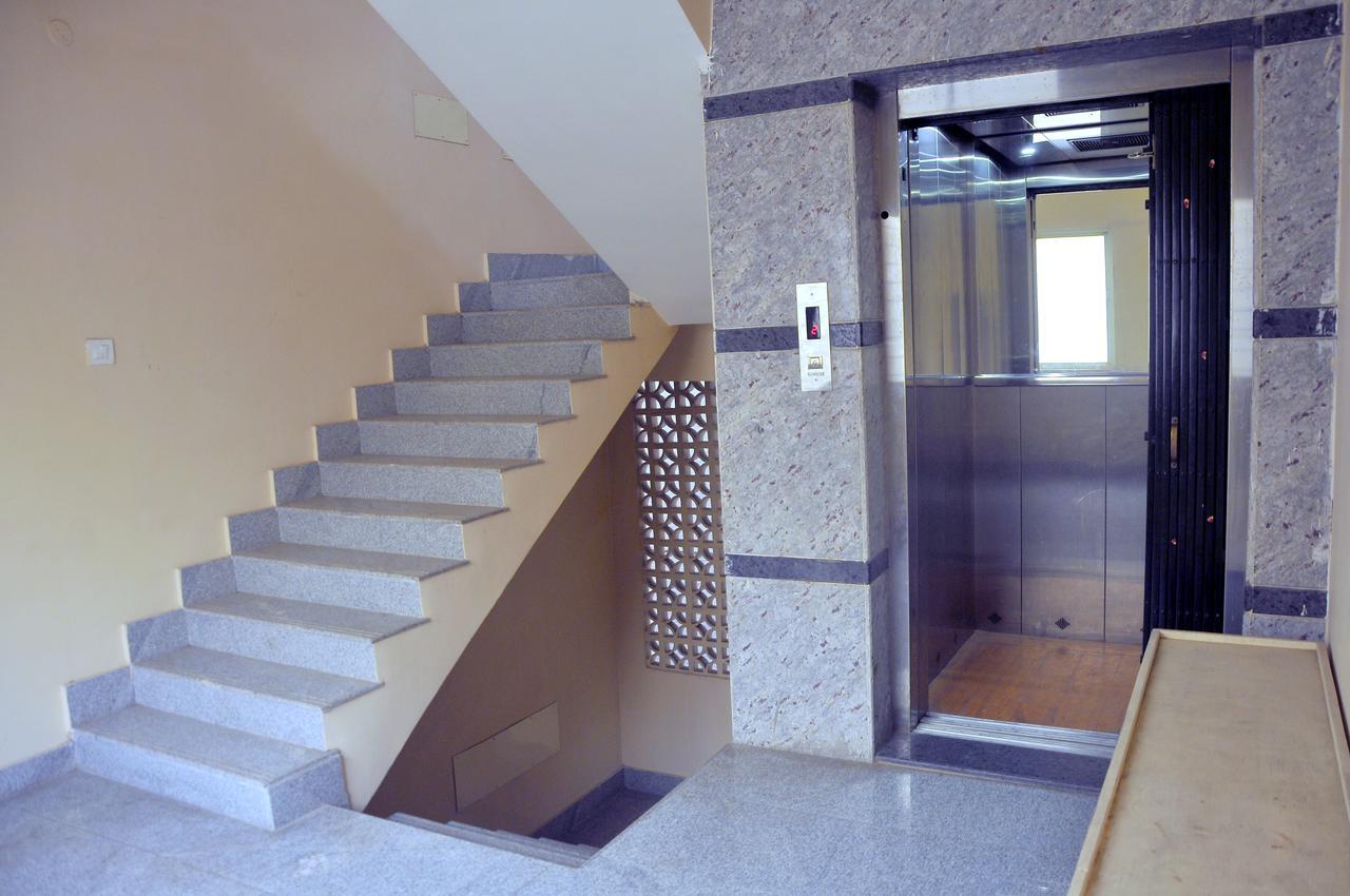 Ksr Grands Hotel Tirupati Zewnętrze zdjęcie