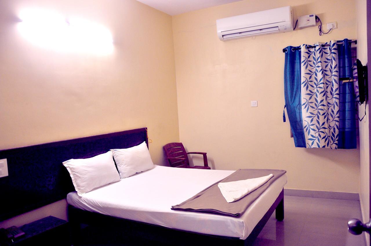 Ksr Grands Hotel Tirupati Zewnętrze zdjęcie
